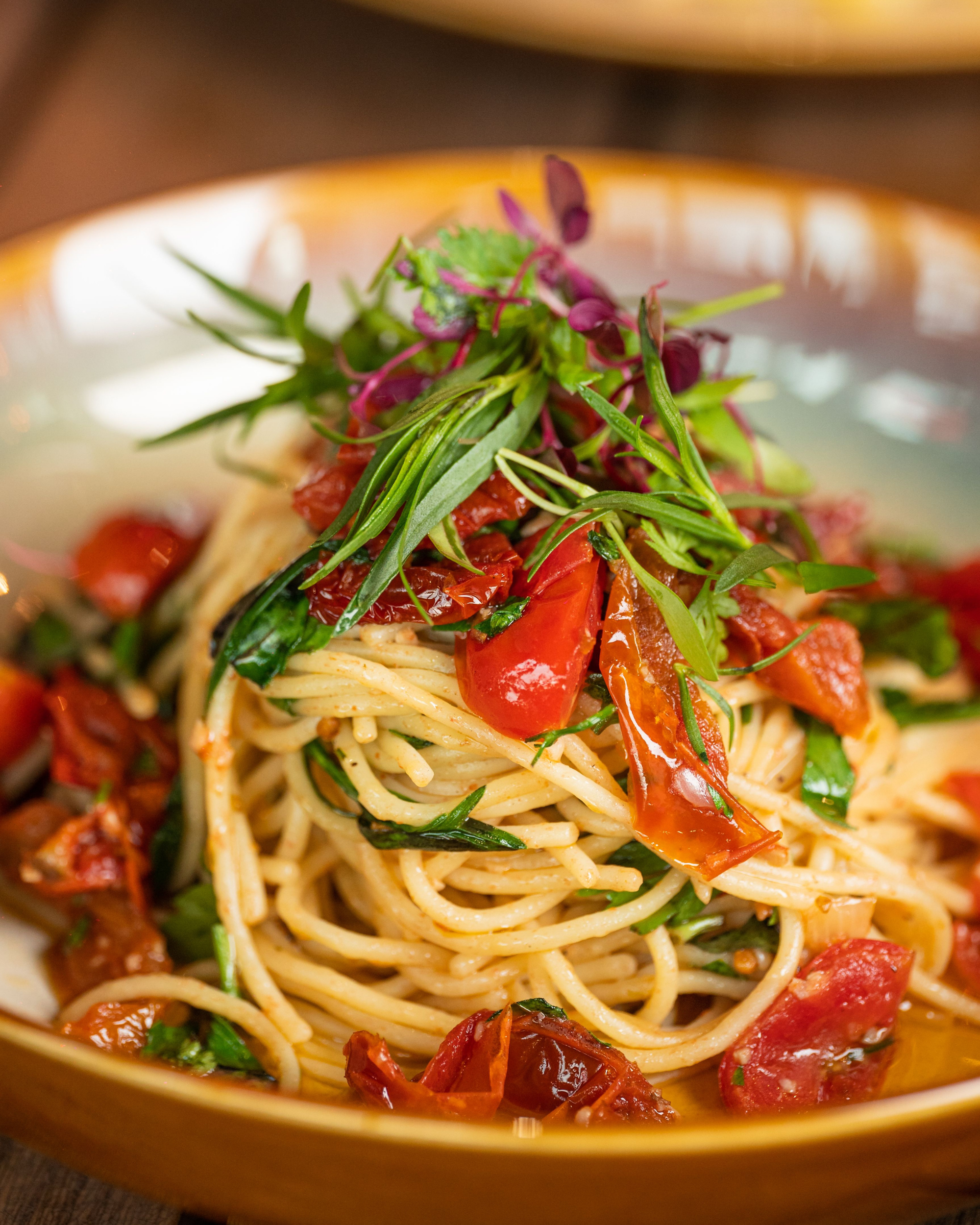 Creamy, 15 Minutes Sundried Tomato Fettuccini Pasta